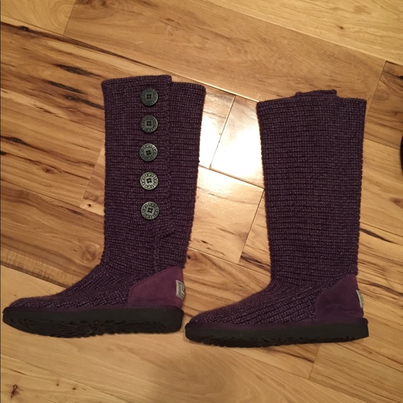 UGG Shoes - Ugg purple knit boots, 7